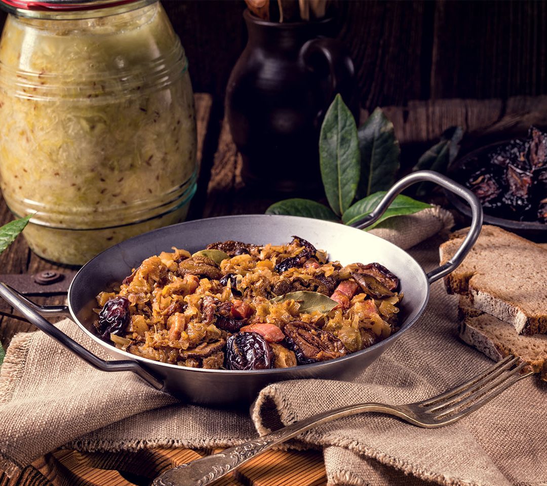 tradycyjnie podany bigos